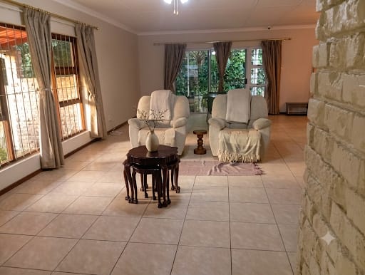 4 Bedroom Property for Sale in Nahoon Valley Park Eastern Cape